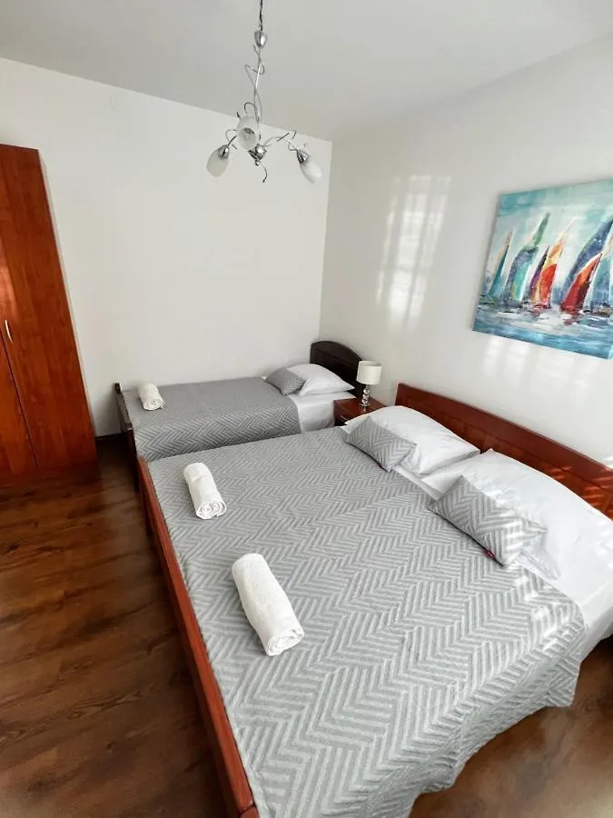 Apartments Javorska Kastela