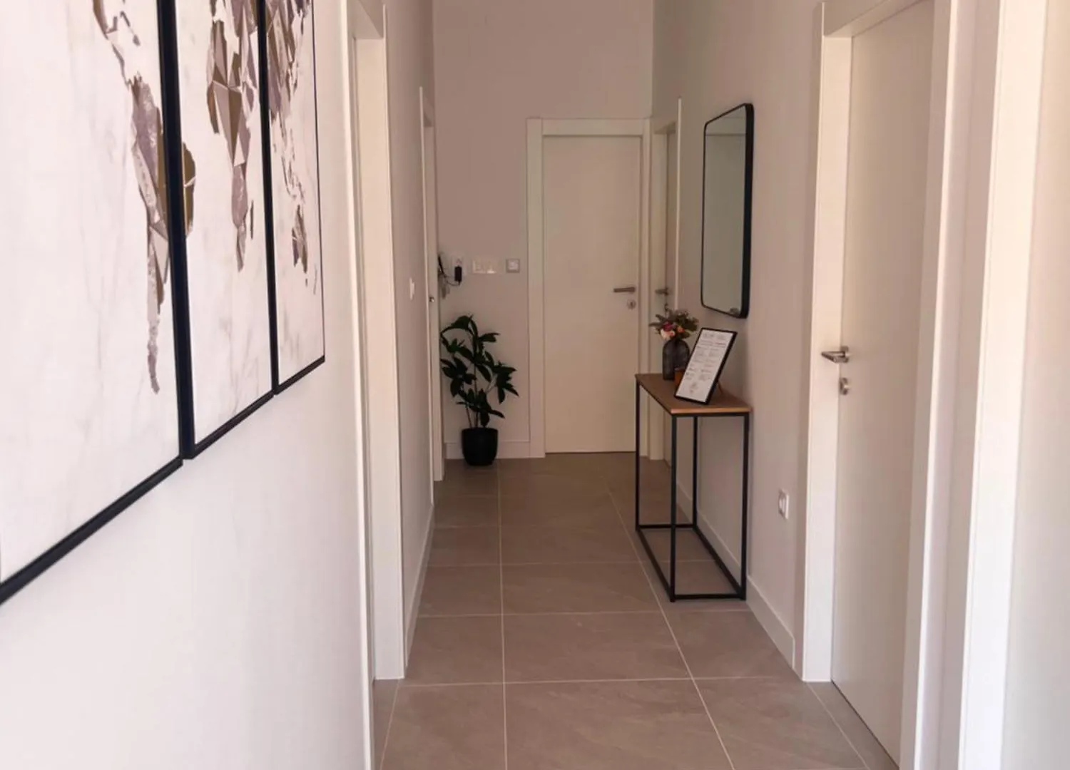 Apartments Javorska Kastela 0*,