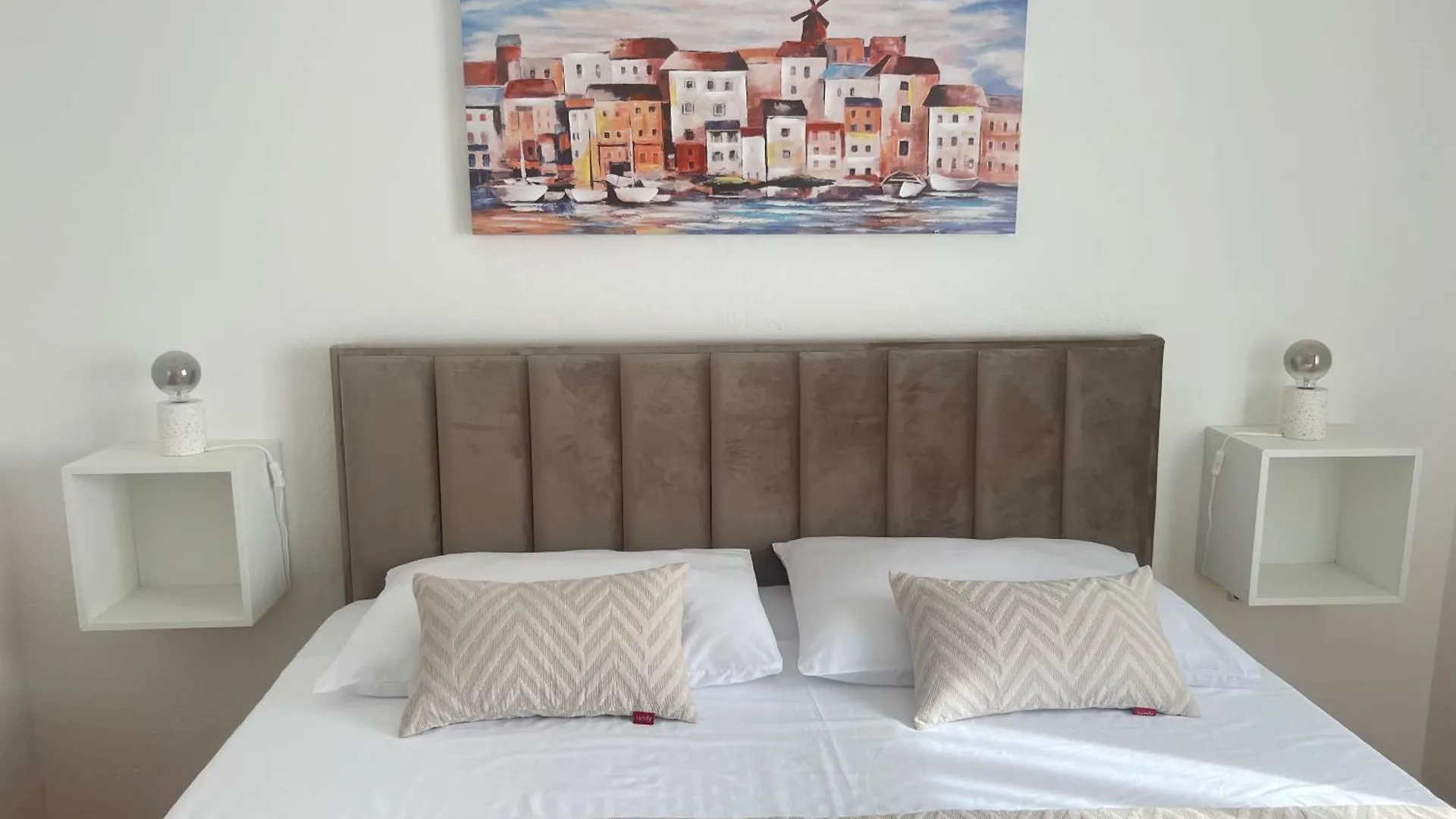Apartments Javorska Kastela